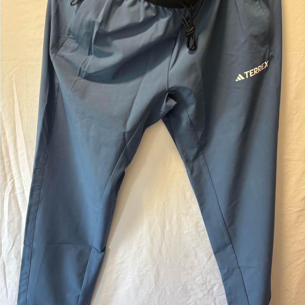 Terrex women’s hiking/ workout Pants Brand New with tags-blue - Picture 5 of 6